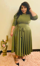 Load image into Gallery viewer, Naomi Olive Dress
