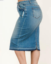 Load image into Gallery viewer, Denim Vintage Pencil Skirt
